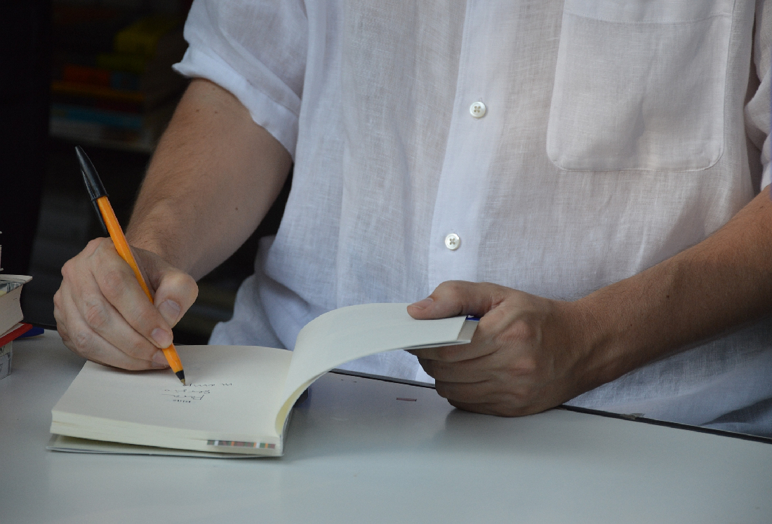 David Trueba en la Feria del Libro de Madrid 2015