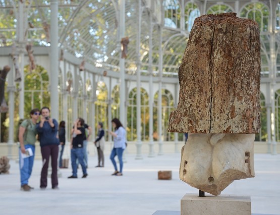 Danh Vo en el Palacio de Cristal del Retiro