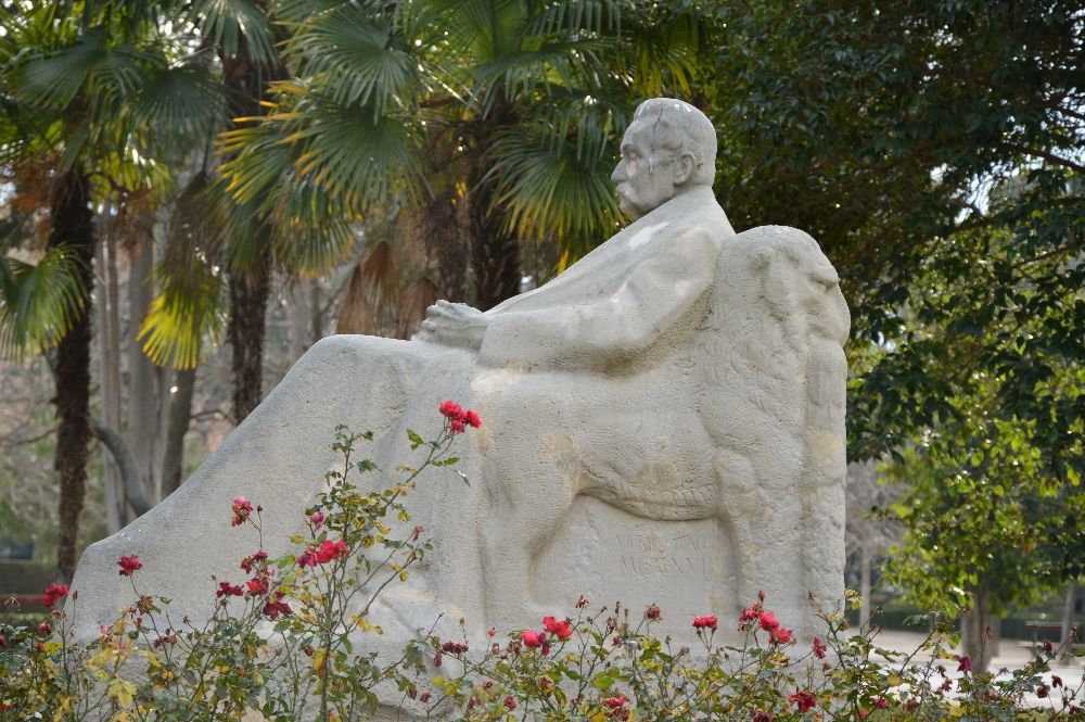 La estatua de Galdós cumple 100 años